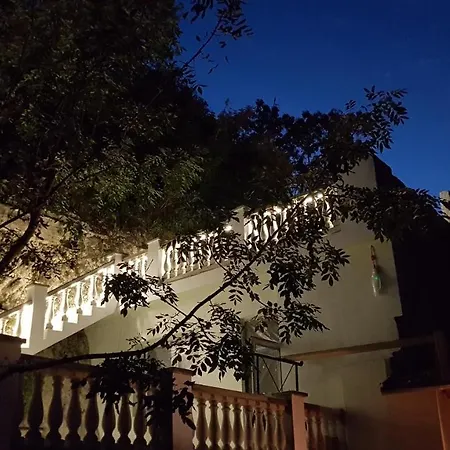 Sziklavendeghaz 3* Veszprém