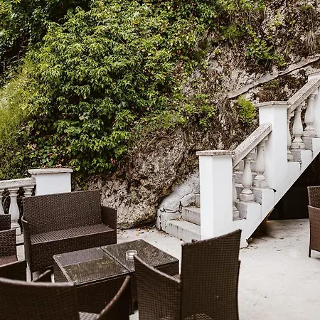 Aparthotel Sziklavendeghaz Veszprem