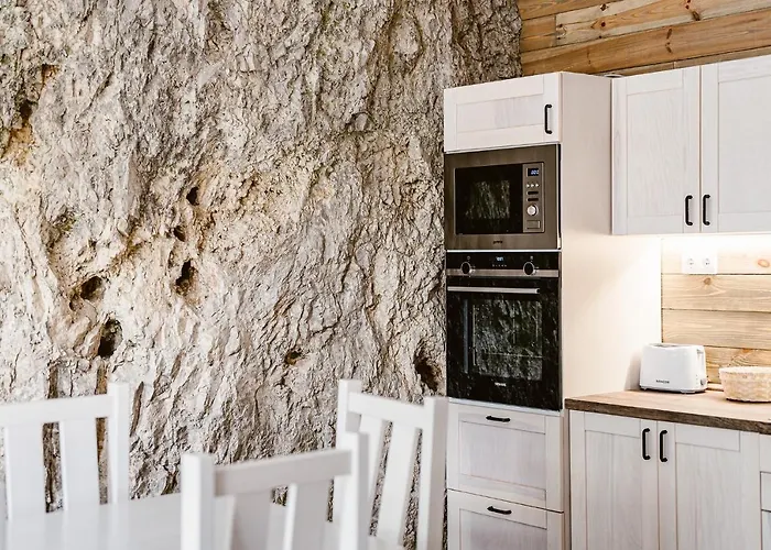 Sziklavendeghaz 3* Veszprém