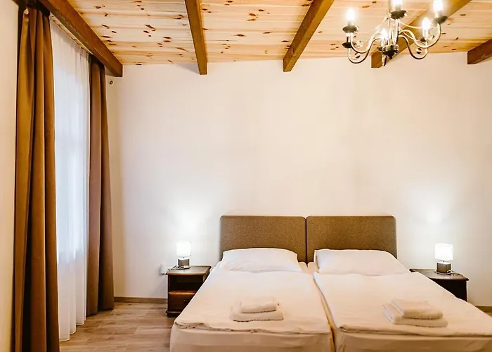 Aparthotel Sziklavendeghaz 3*